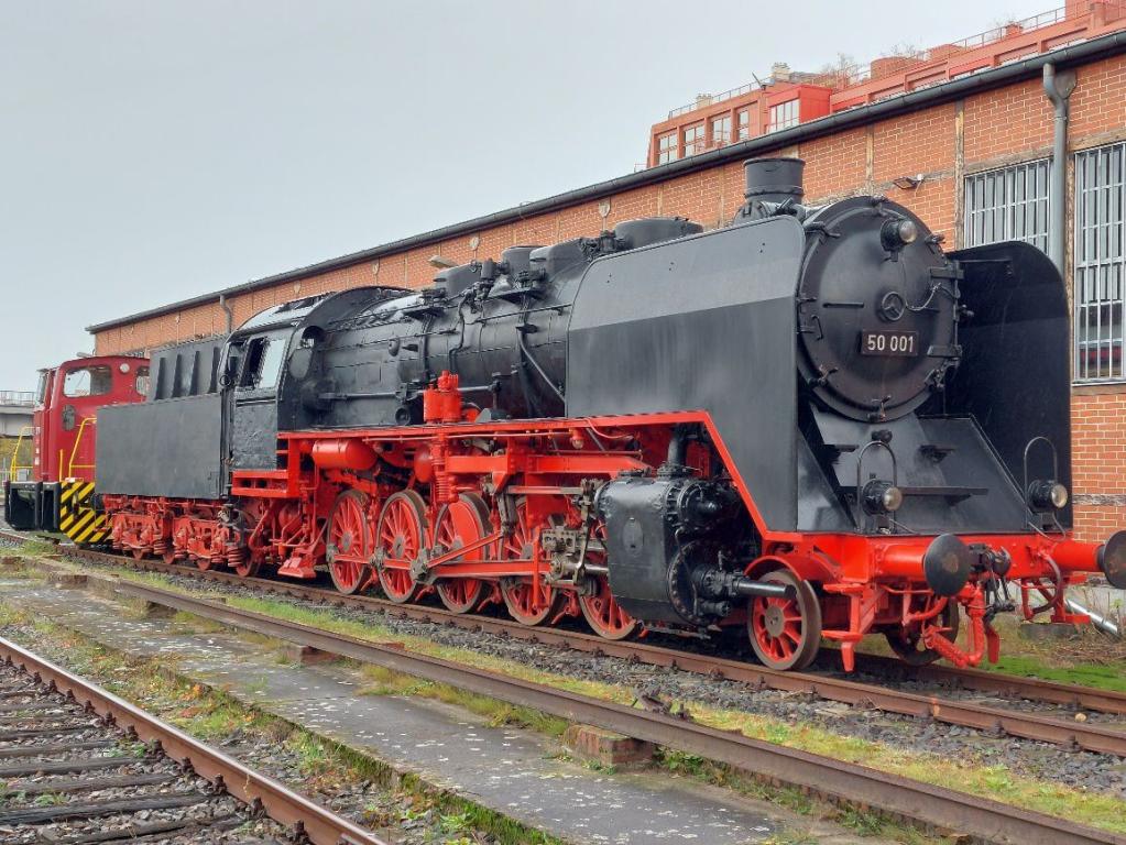 Dampflok BR 50 001 - Herzlich willkommen im KulturLokschuppen Neumünster.